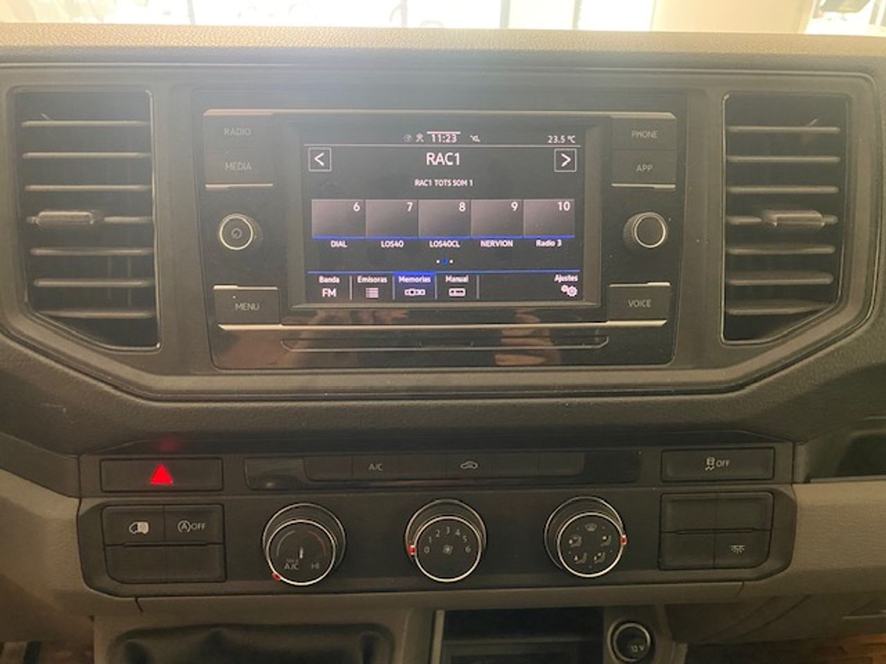 Volkswagen Crafter 35 Furgon BL TA L4H3 2.0TDI 130kW 177CV - GARANTIA FÁBRICA 03/2026 - Foto 16