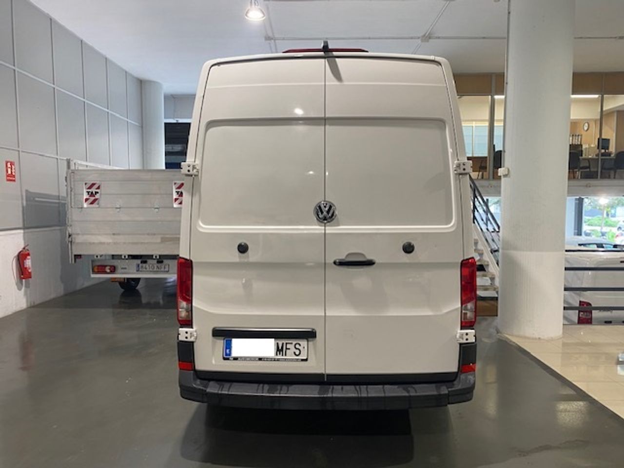 Volkswagen Crafter 35 Furgon BL TA L4H3 2.0TDI 130kW 177CV - GARANTIA FÁBRICA 03/2026 - Foto 9