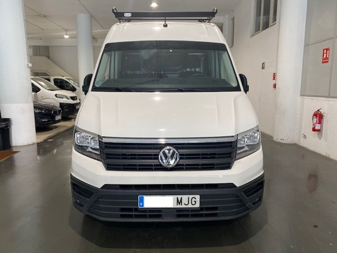 Volkswagen Crafter 35 Furgon BL TA L4H3 2.0TDI 103kW 140CV - GARANTIA FÁBRICA 07/2026 - Foto 3