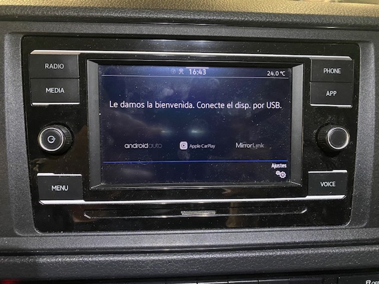 Volkswagen Crafter 35 Furgon BL TA L4H3 2.0TDI 103kW 140CV - GARANTIA FÁBRICA 07/2026 - Foto 17