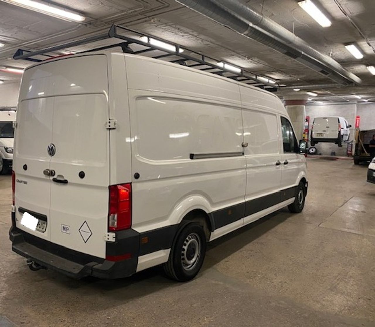 Volkswagen Crafter 35 Furgon BL TA L4H3 2.0TDI 103kW 140CV - GARANTIA FÁBRICA 07/2026 - Foto 7