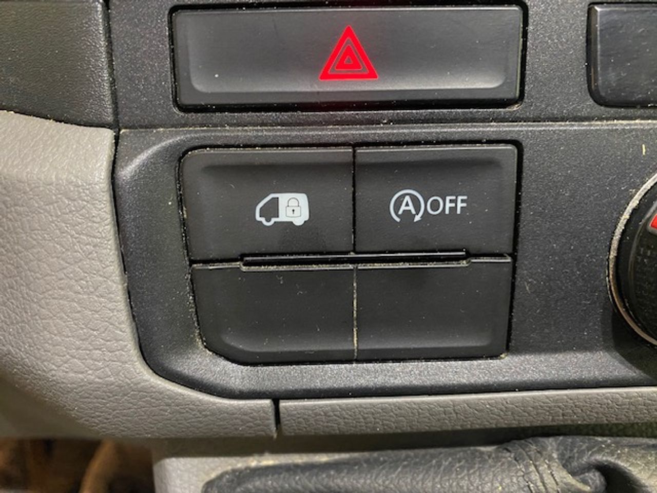 Volkswagen Crafter 35 Furgon BM TA L3H3 2.0TDI 103kW140CV - GARANTIA MECANICA - Foto 24