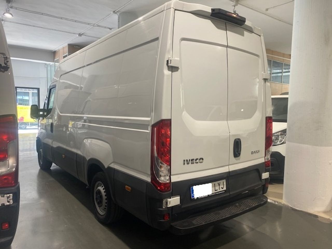 Iveco Daily Furgón 35S16 V 3520L H2 12.0 160cv - GARANTIA MECANICA - Foto 6