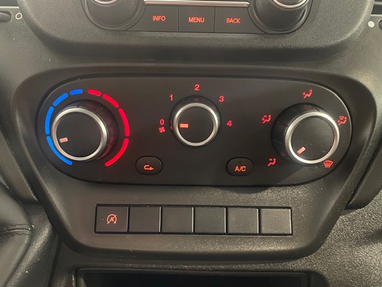 Iveco Daily Furgón 35S16 V 3520L H2 12.0 160cv - GARANTIA MECANICA - Foto 20