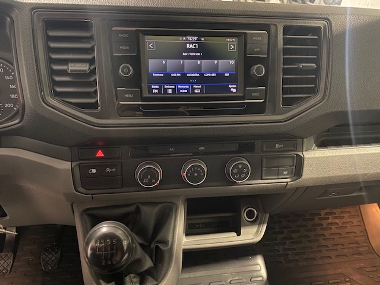 Volkswagen Crafter 35 Furgon BM TA L3H3 2.0TDI 103kW140CV - GARANTIA MECANICA - Foto 16