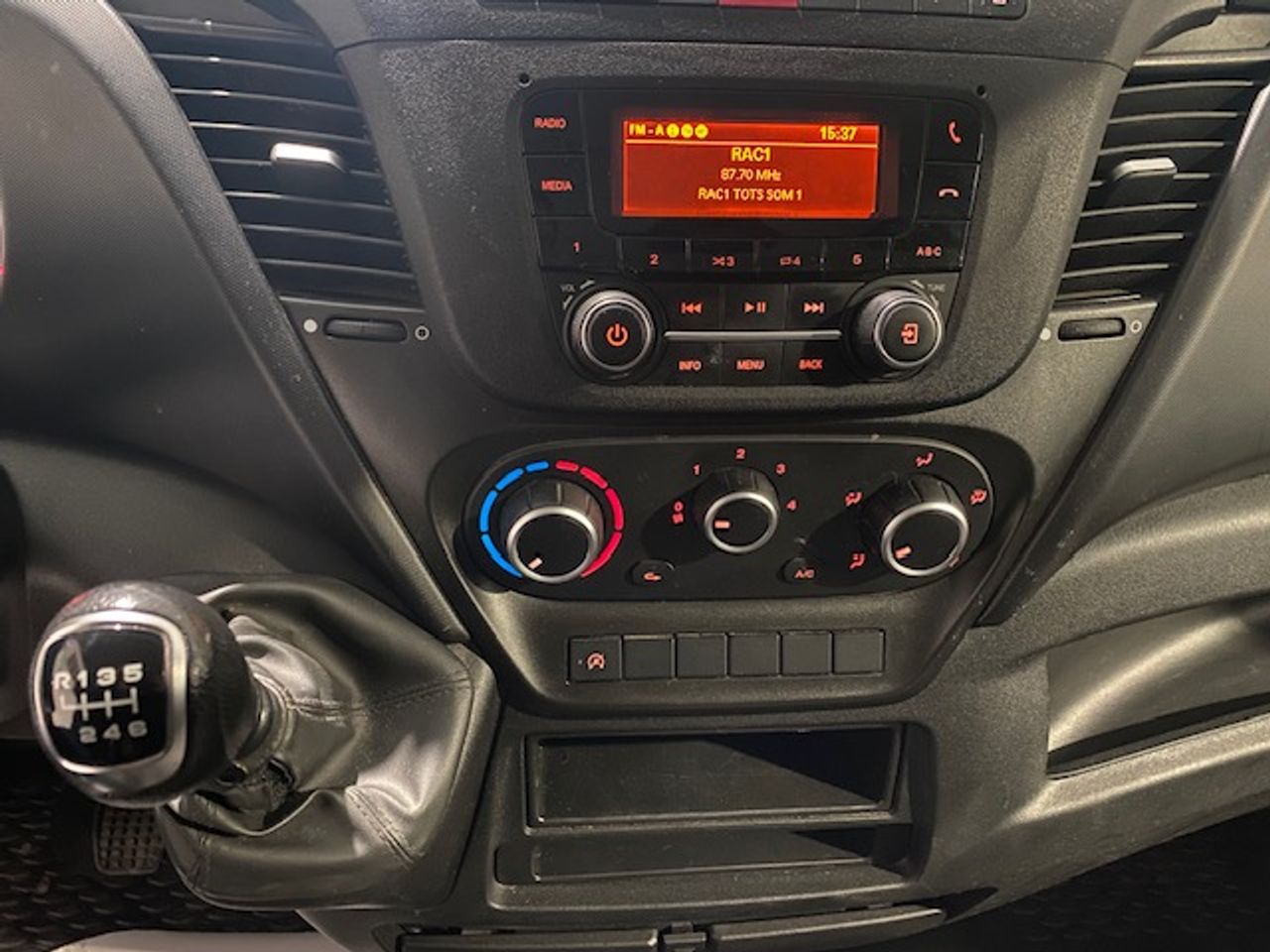 Iveco Daily Furgón 35S16 V 3520L H2 12.0 160cv - GARANTIA MECANICA - Foto 17