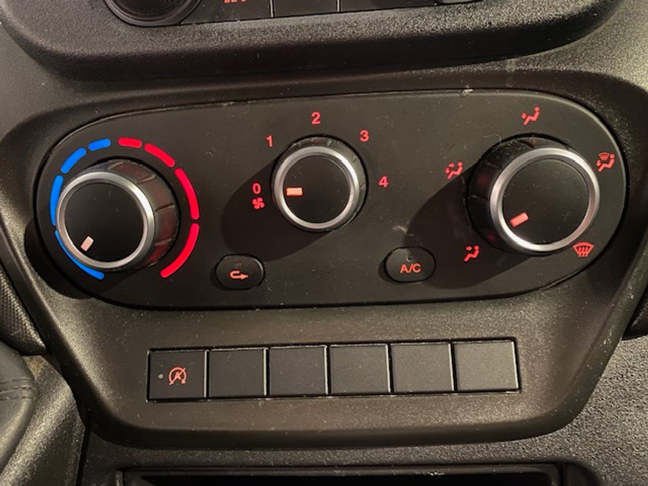 Iveco Daily Furgón 35S16 V 3520L H2 12.0 160cv - GARANTIA MECANICA - Foto 21