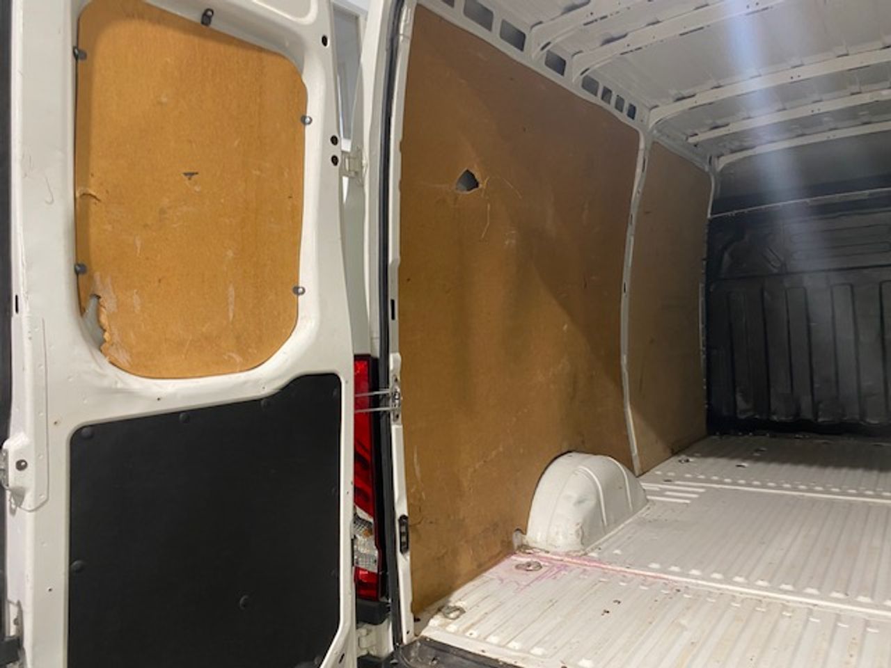 Iveco Daily Furgón 35S16 V 3520L H2 12.0 160cv - GARANTIA MECANICA - Foto 10