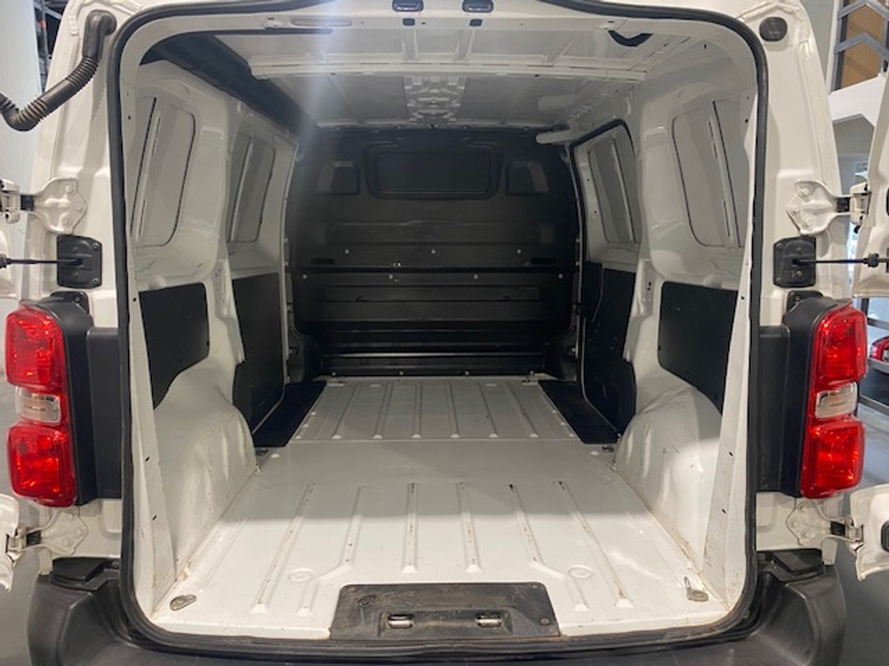 Peugeot Expert Pro 1.5 BlueHDi 100 SS Standard - GARANTIA MECANICA - Foto 13