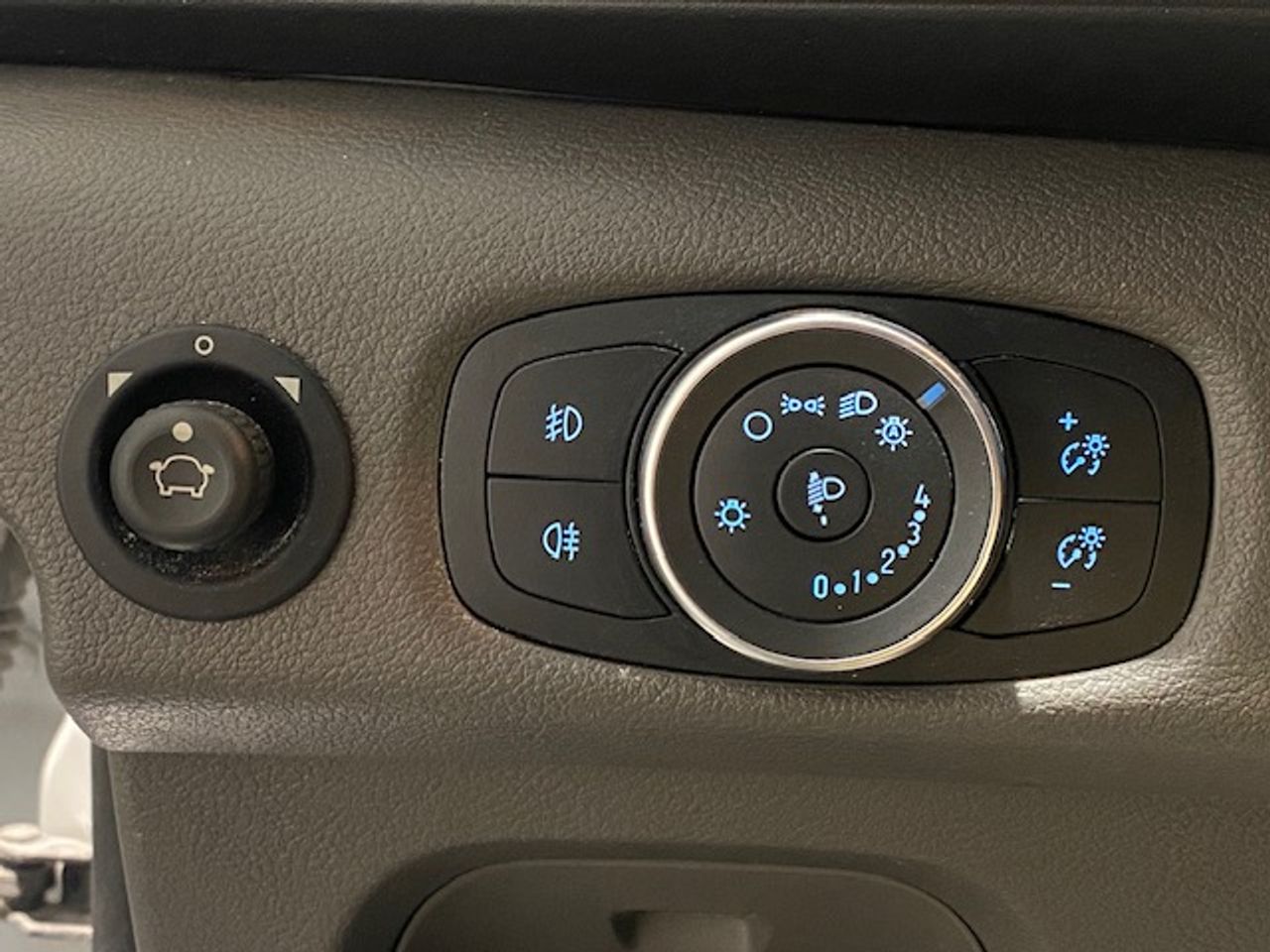 Ford Transit 350 96kW L2H2 Van Trend FWD MHEV - GARANTIA MECANICA - Foto 21