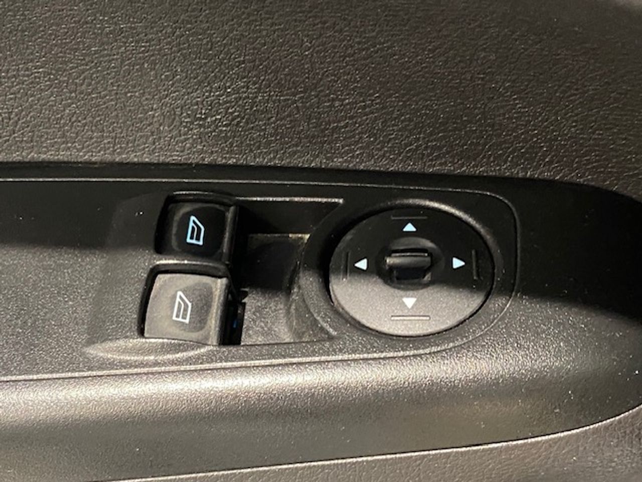 Ford Transit Courier Van 1.5 TDCi 71kW Trend - GARANTIA MECANICA - Foto 25