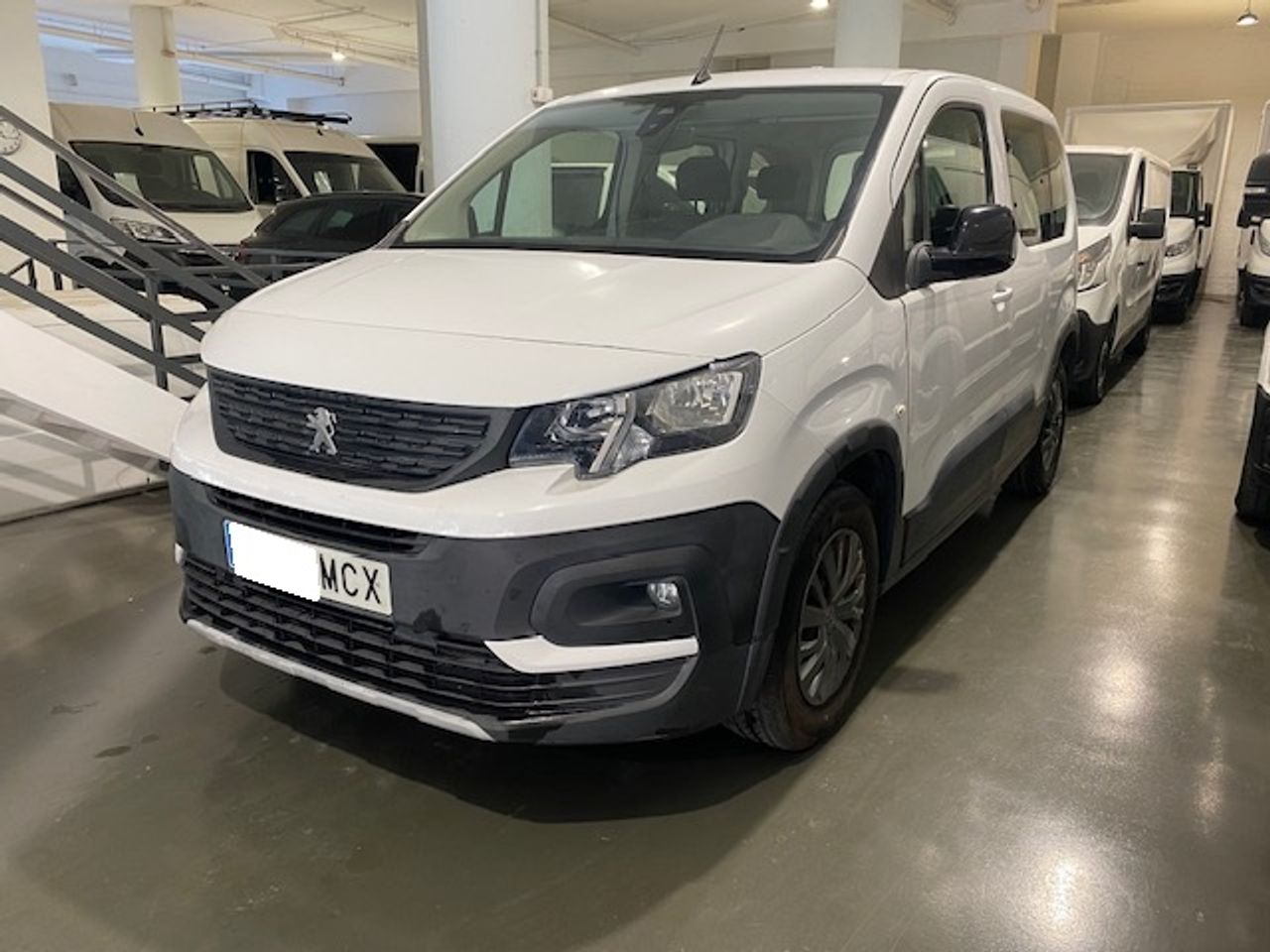 Peugeot Rifter Access Standard BlueHDI 73KW 100 cv - GARANTIA MECANICA - Foto 4