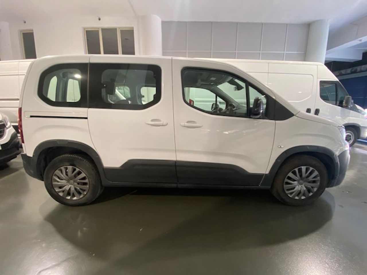 Peugeot Rifter Access Standard BlueHDI 73KW 100 cv - GARANTIA MECANICA - Foto 5