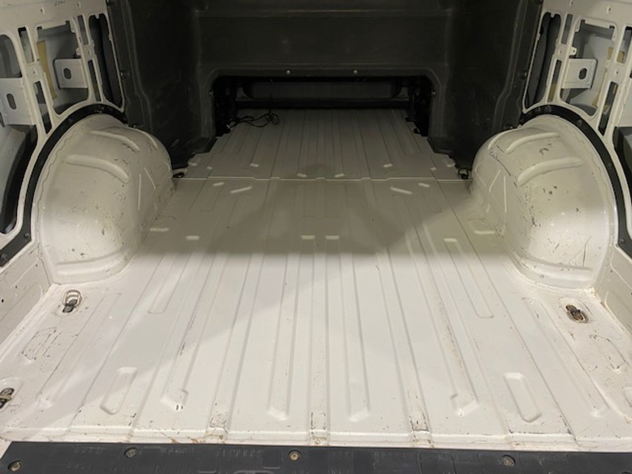 Volkswagen Crafter 35 Furgon BM TN L3H2 2.0TDI 103kW140CV - GARANTIA FÁBRICA 07/2026 - Foto 17