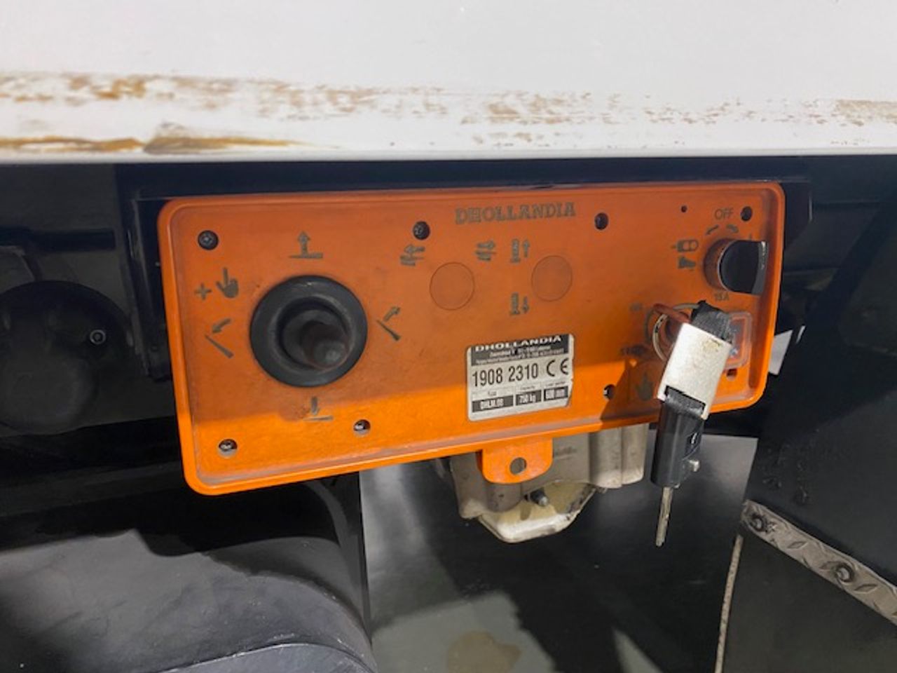 Volkswagen Crafter Crafter Ch. Cb. 2.0TDI SCR RWD 35 BL L4 103kW - GARANTIA MECANICA - Foto 10