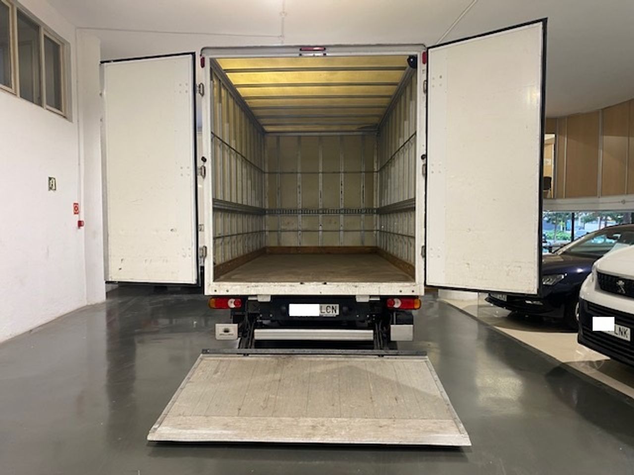 Volkswagen Crafter Crafter Ch. Cb. 2.0TDI SCR RWD 35 BL L4 103kW - GARANTIA MECANICA - Foto 13