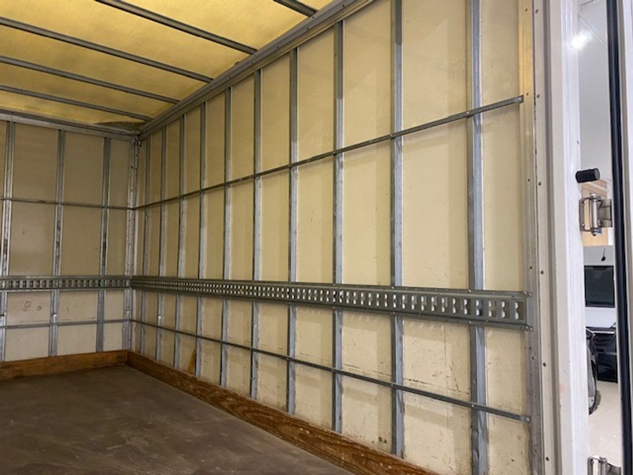 Volkswagen Crafter Crafter Ch. Cb. 2.0TDI SCR RWD 35 BL L4 103kW - GARANTIA MECANICA - Foto 16