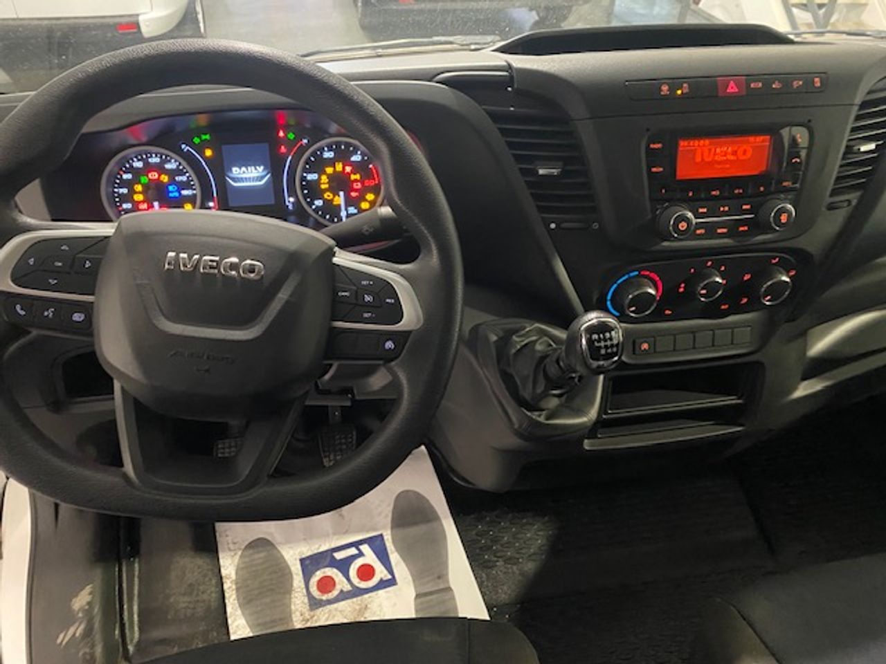 Iveco Daily Furgón 35S12 V 3520L H2 12.0 120cv - GARANTIA MECANICA - Foto 13