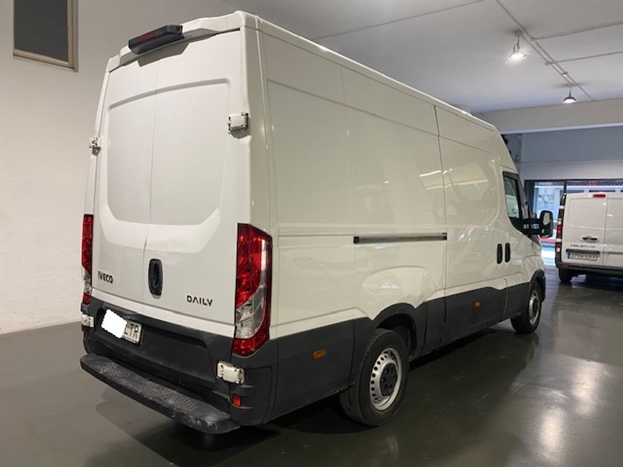 Iveco Daily Furgón 35S12 V 3520L H2 12.0 120cv - GARANTIA MECANICA - Foto 7