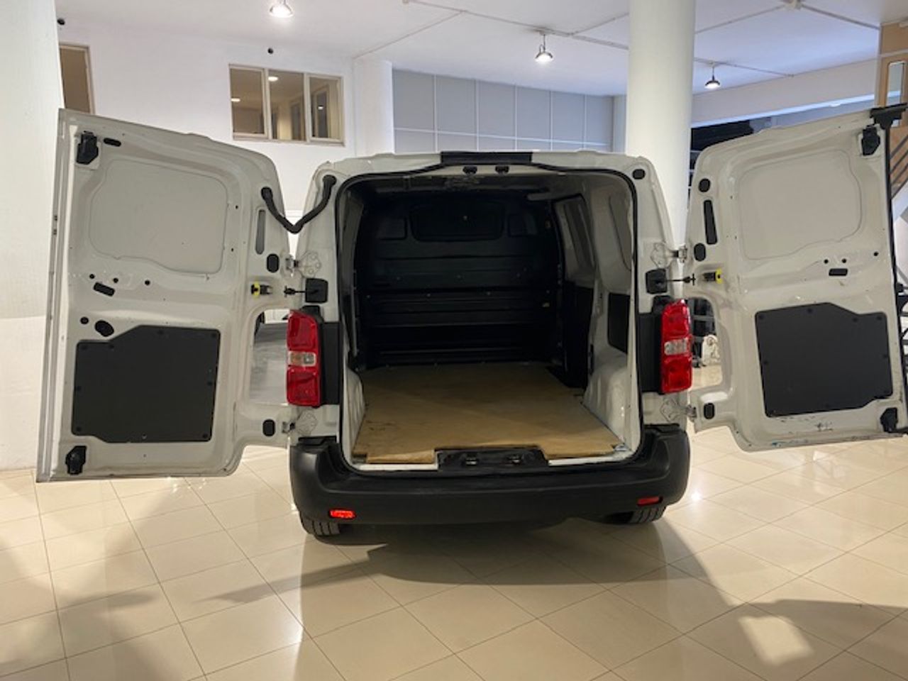 Citroën Jumpy Talla M BlueHDi 120 SS 6v Control - GARANTIA MECANICA - Foto 10