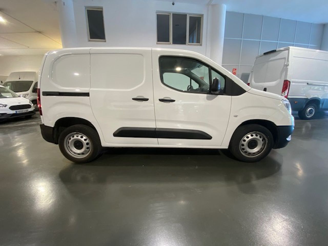 Opel Combo Cargo 1.5 TD 75kW 100CV Select L H1 1000kg - GARANTIA MECANICA - Foto 5