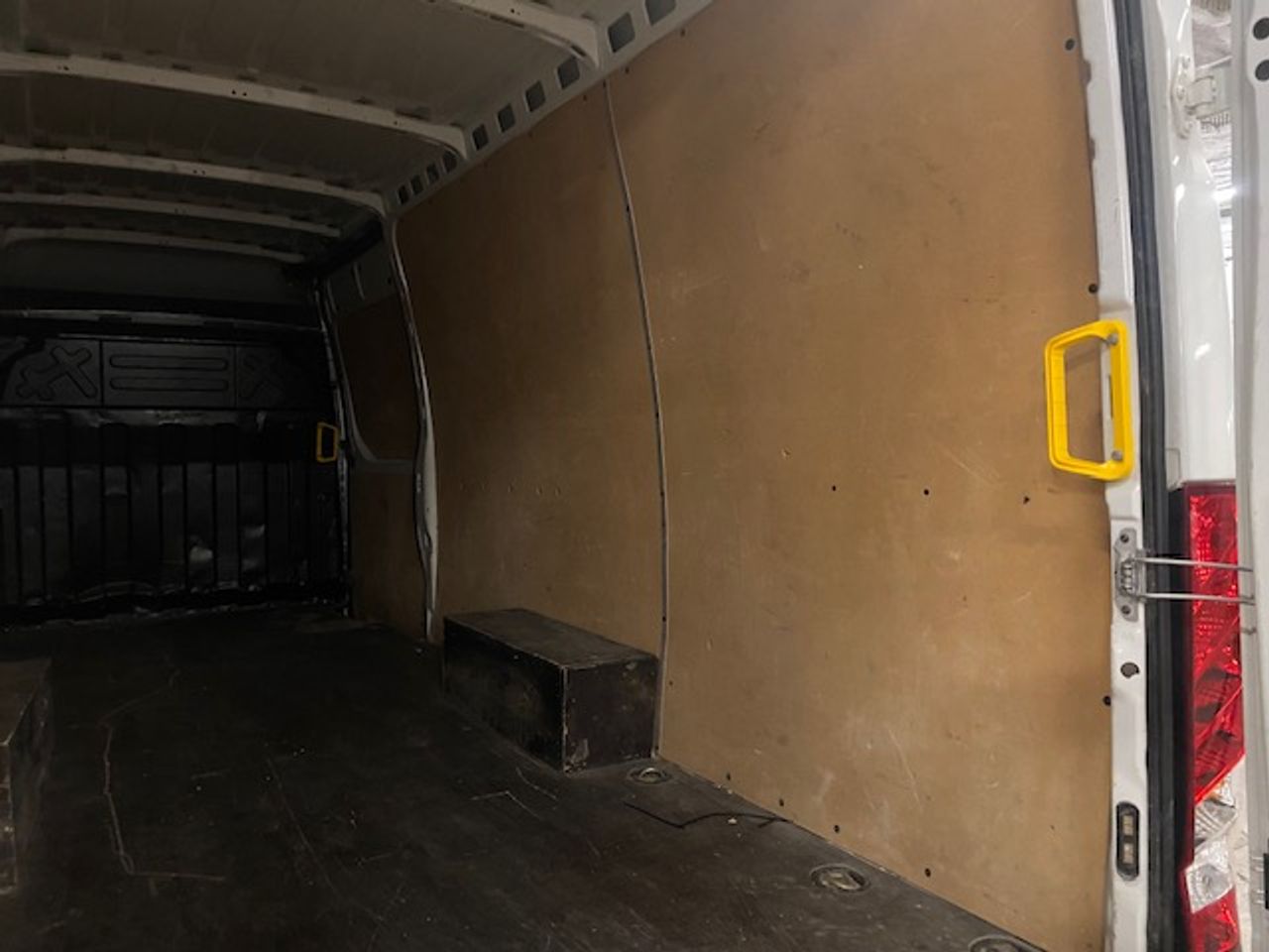 Iveco Daily Furgón 35S16 V 3520 L4H2 16.0 160cv - GARANTIA MECANICA - Foto 13