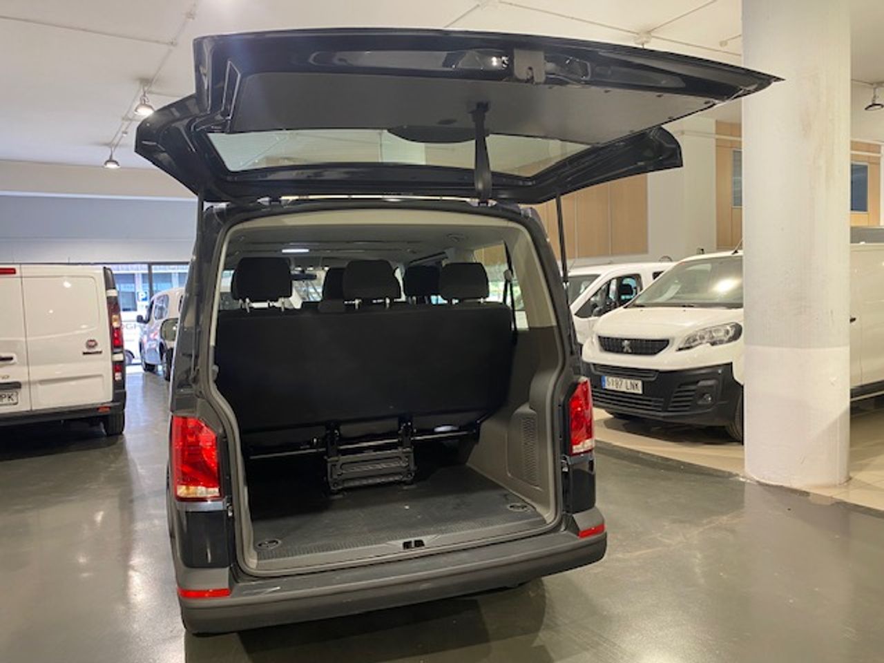 Volkswagen Caravelle Origin Corta 2.0 TDI 110kW BMT DSG - GARANTIA MECANICA - Foto 10