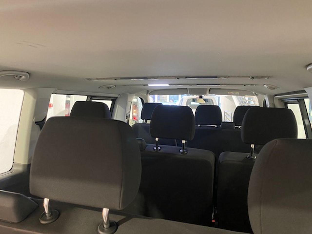 Volkswagen Caravelle Origin Corta 2.0 TDI 110kW BMT DSG - GARANTIA MECANICA - Foto 12