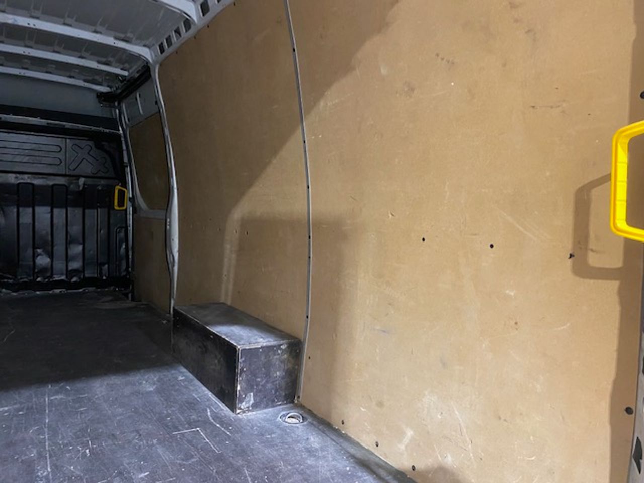 Iveco Daily Furgón 35S16 V 3520 L4H2 16.0 160cv - GARANTIA MECANICA - Foto 13