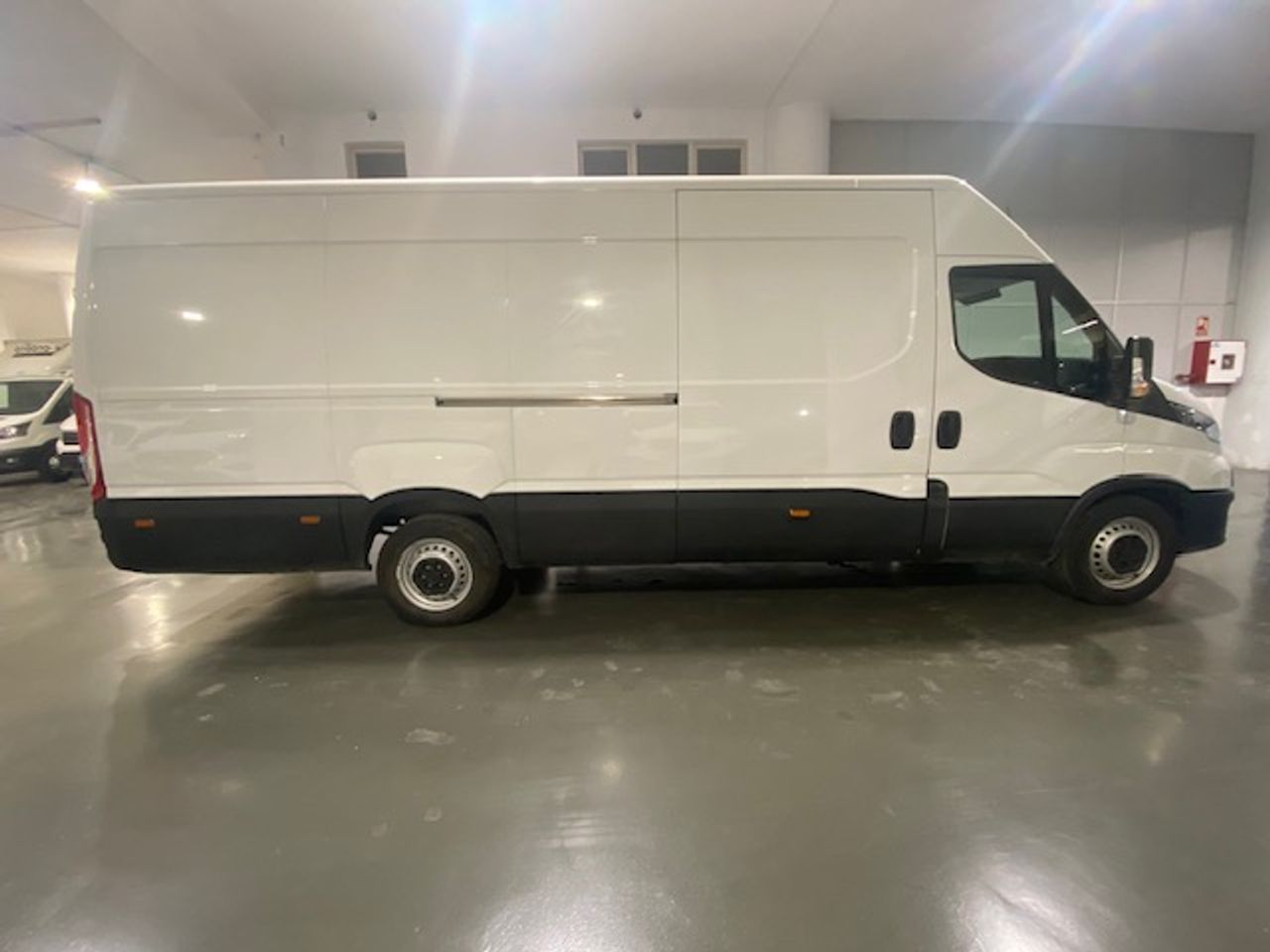 Iveco Daily Furgón 35S16 V 3520 L4H2 16.0 160cv - GARANTIA MECANICA - Foto 5