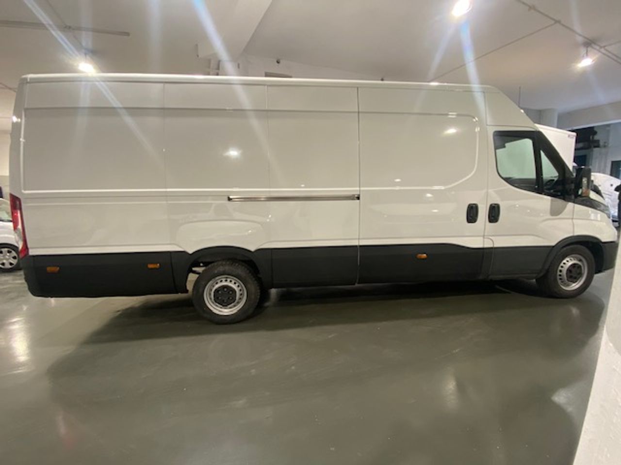 Iveco Daily Furgón 35S16 V 3520 L4H2 16.0 160cv - GARANTIA MECANICA - Foto 6