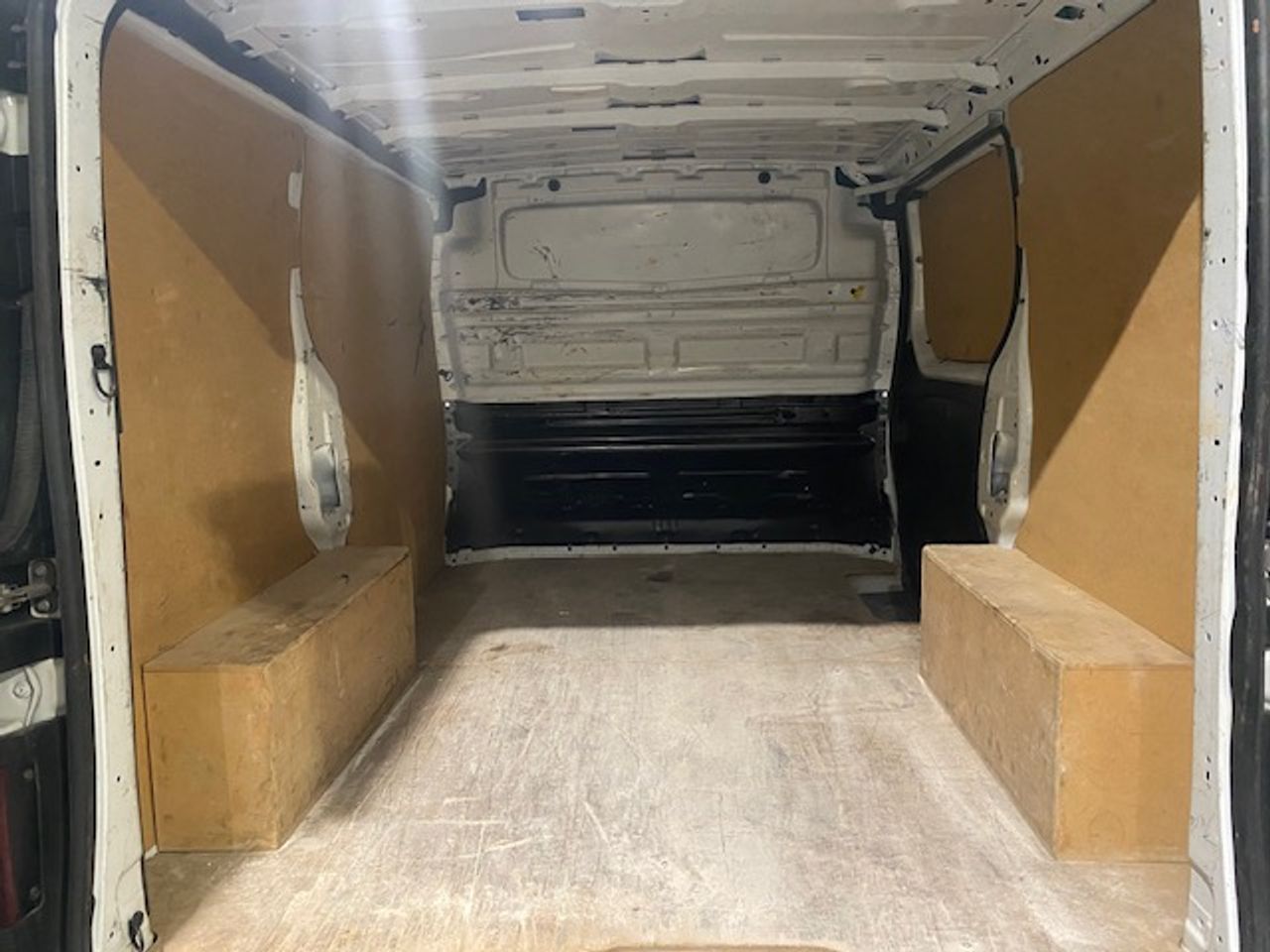 Renault Trafic Furgón L1H1 dCi 110cv - GARANTIA MECANICA - Foto 10