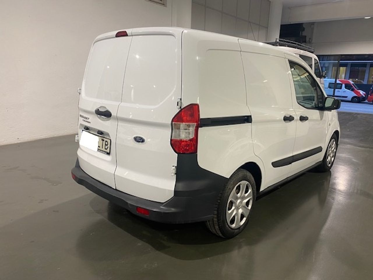 Ford Transit Courier Van 1.5 TDCi Trend 95cv - Foto 7