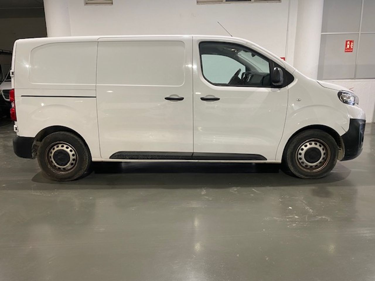 Peugeot Expert Pro 1.5 BlueHDi 100 SS Standard - GARANTIA MECANICA - Foto 5