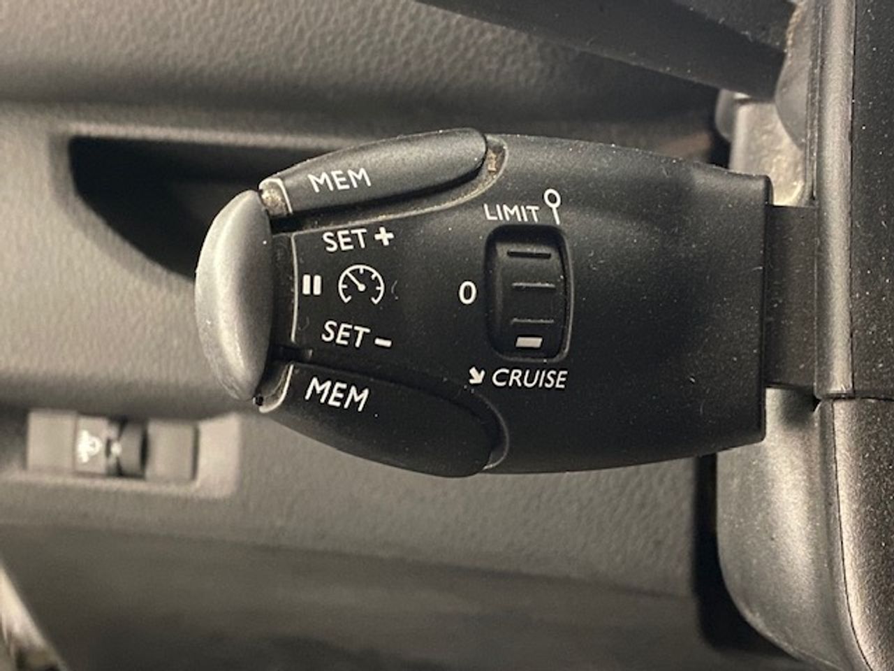 Peugeot Expert Pro 1.5 BlueHDi 100 SS Standard - GARANTIA MECANICA - Foto 24