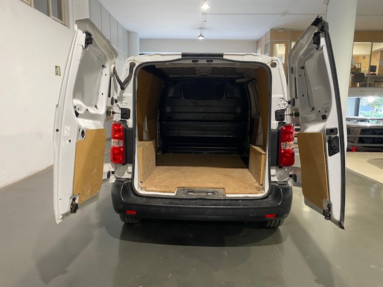 Peugeot Expert Pro 1.5 BlueHDi 100 SS Standard - GARANTIA MECANICA - Foto 10