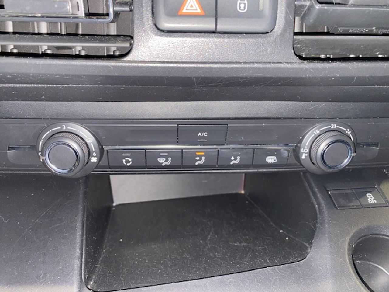 Peugeot Partner Standard 600kg BlueHDi 73kW - Foto 22