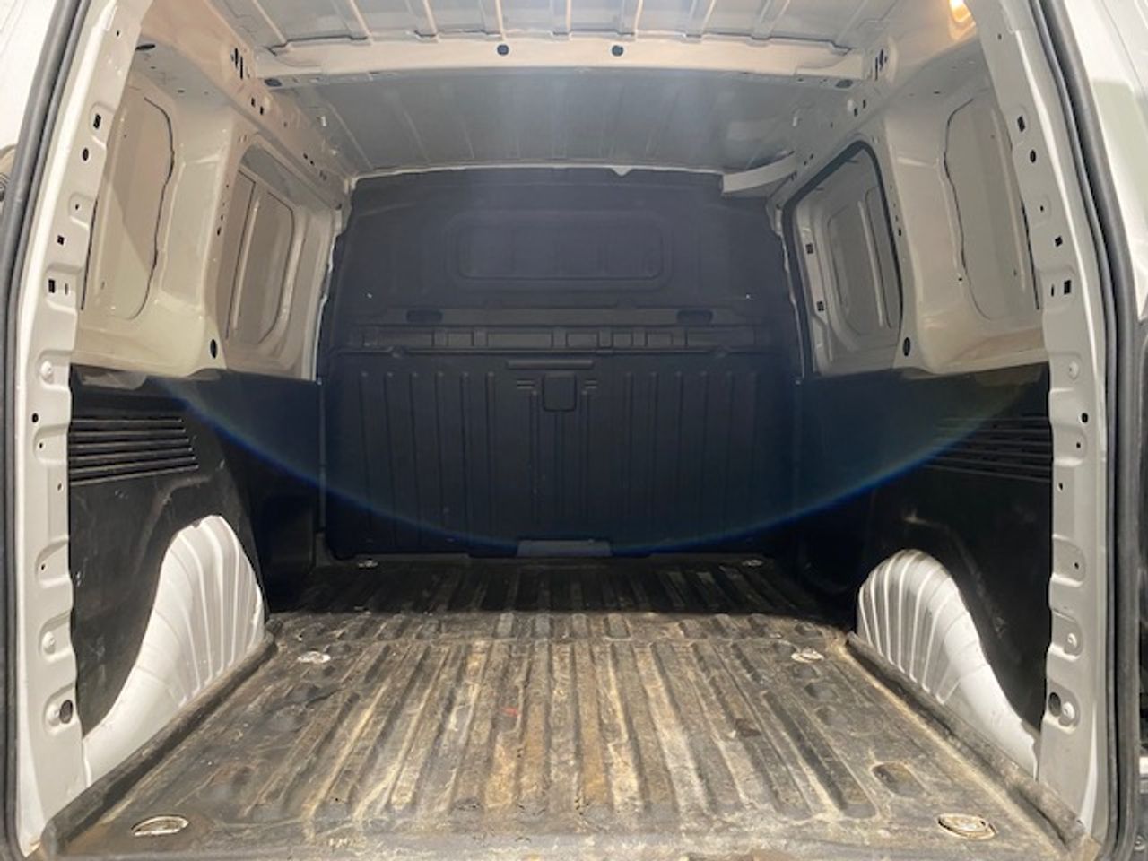 Peugeot Partner Standard 600kg BlueHDi 73kW - Foto 9