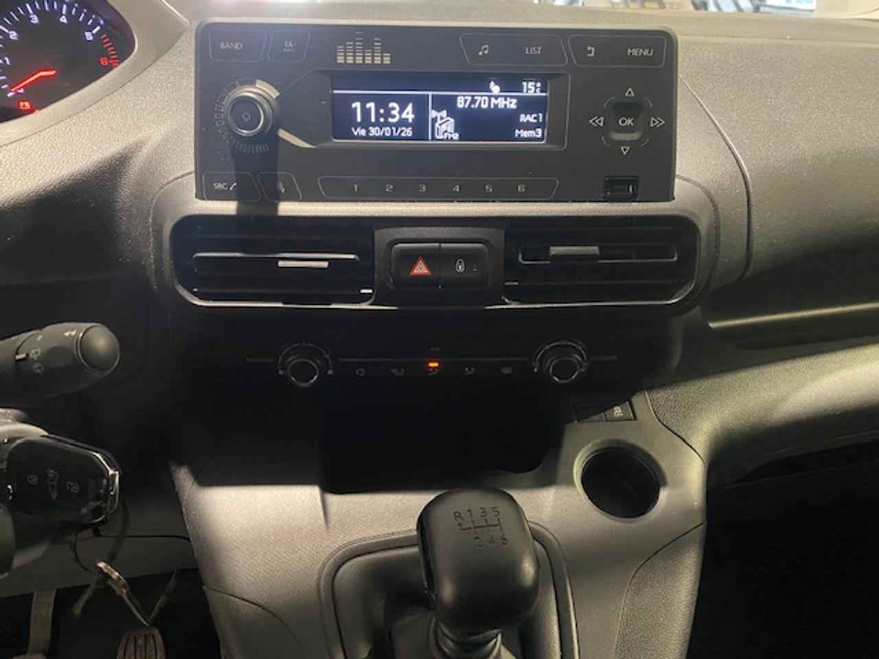 Peugeot Partner Standard 600kg BlueHDi 73kW - Foto 18