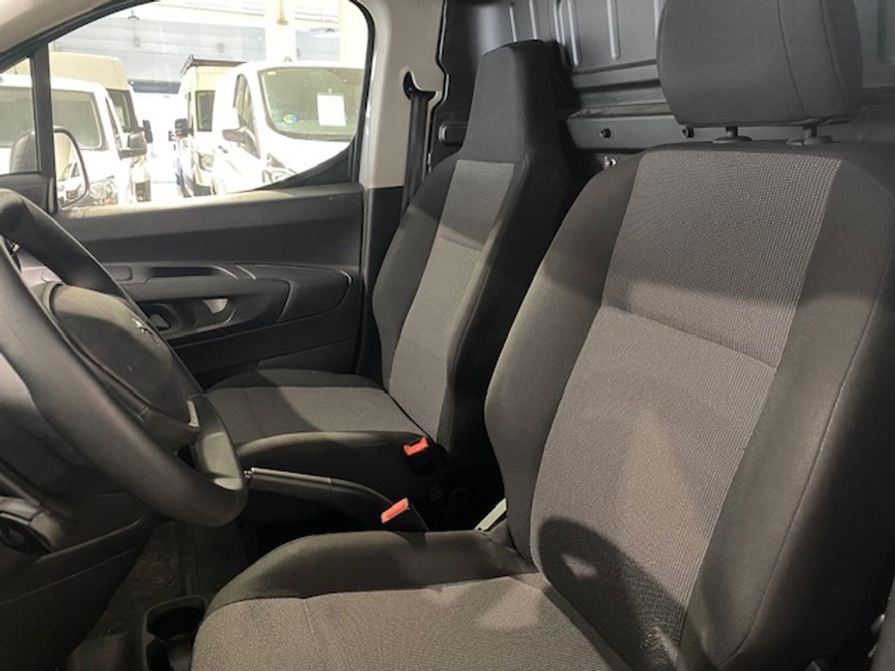 Peugeot Partner Standard 600kg BlueHDi 73kW - Foto 24