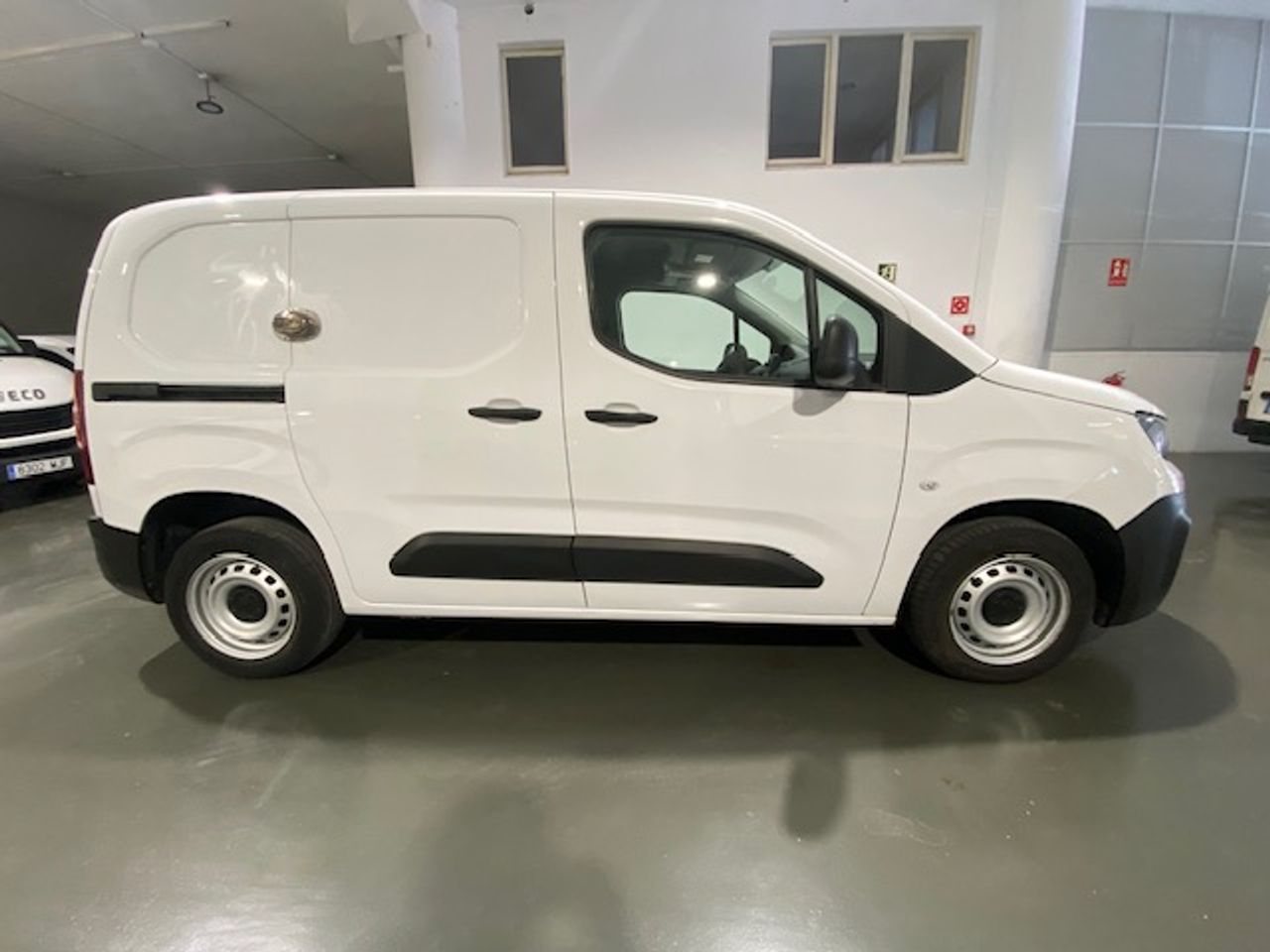 Peugeot Partner Standard 600kg BlueHDi 73kW - Foto 5