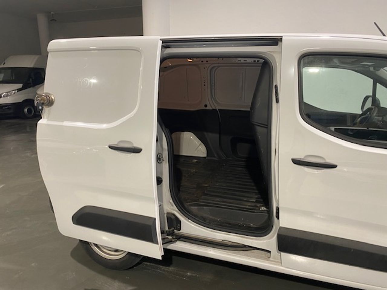 Peugeot Partner Standard 600kg BlueHDi 73kW - Foto 10