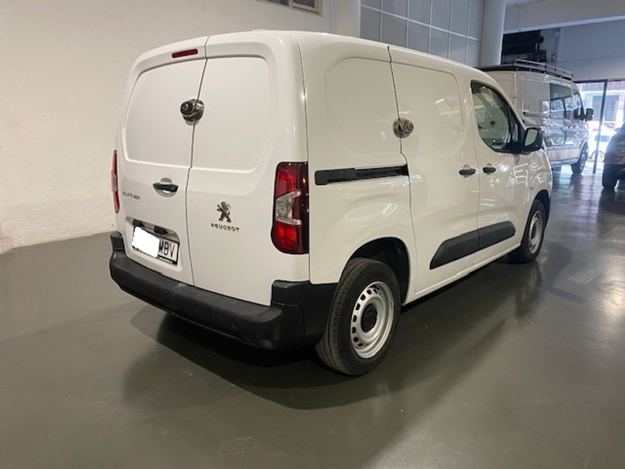 Peugeot Partner Standard 600kg BlueHDi 73kW - Foto 7