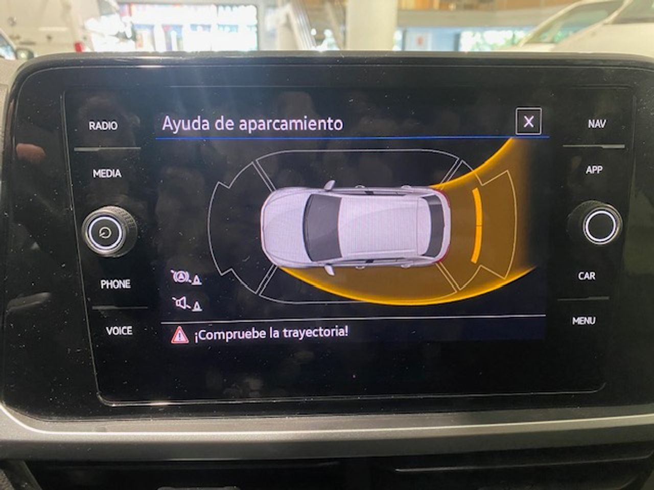 Volkswagen T-Roc Life 1.5 TSI 110 kW (150 CV) DSG - GARANTIA MECANICA - Foto 23