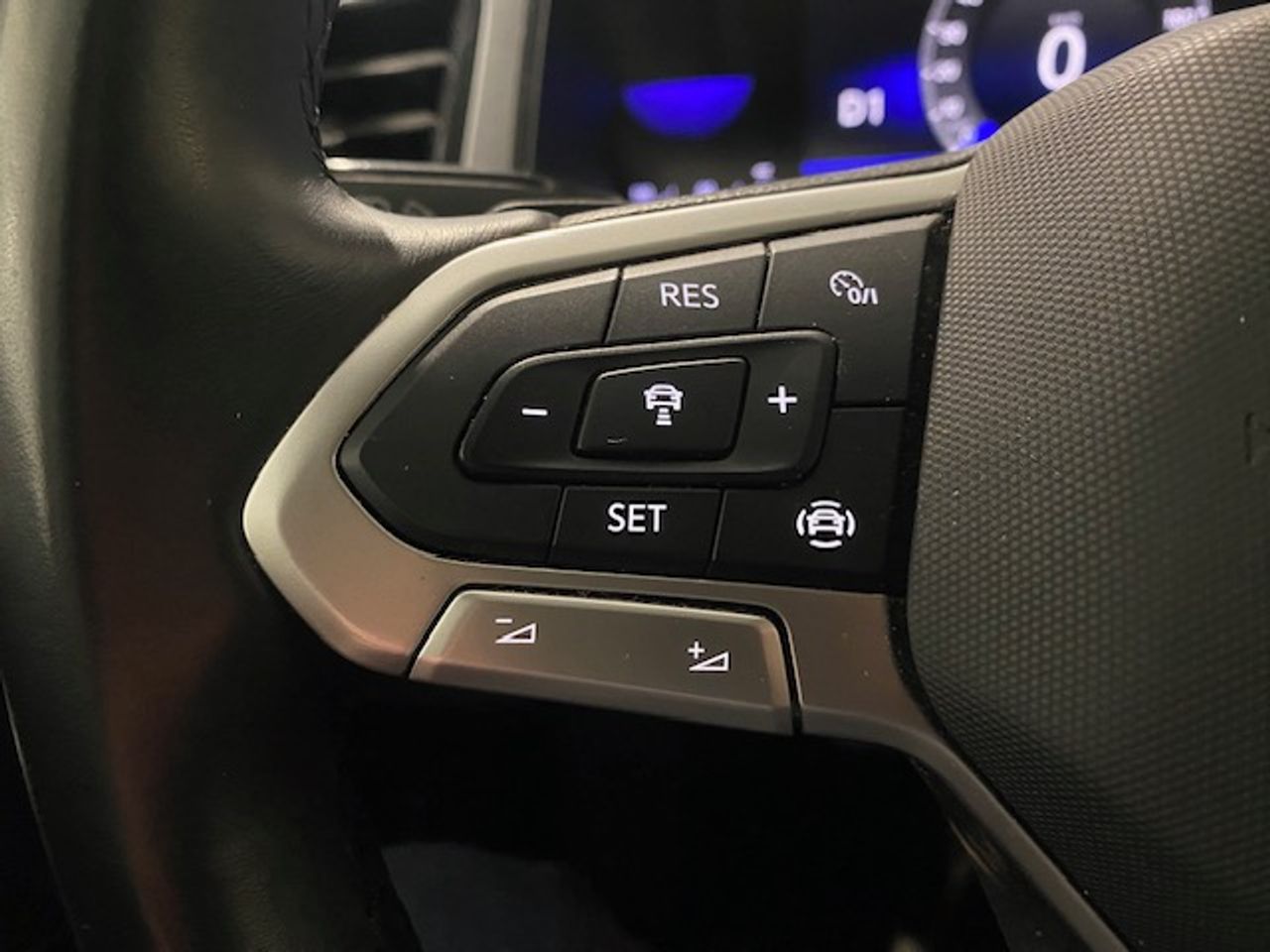 Volkswagen T-Roc Life 1.5 TSI 110 kW (150 CV) DSG - GARANTIA MECANICA - Foto 26