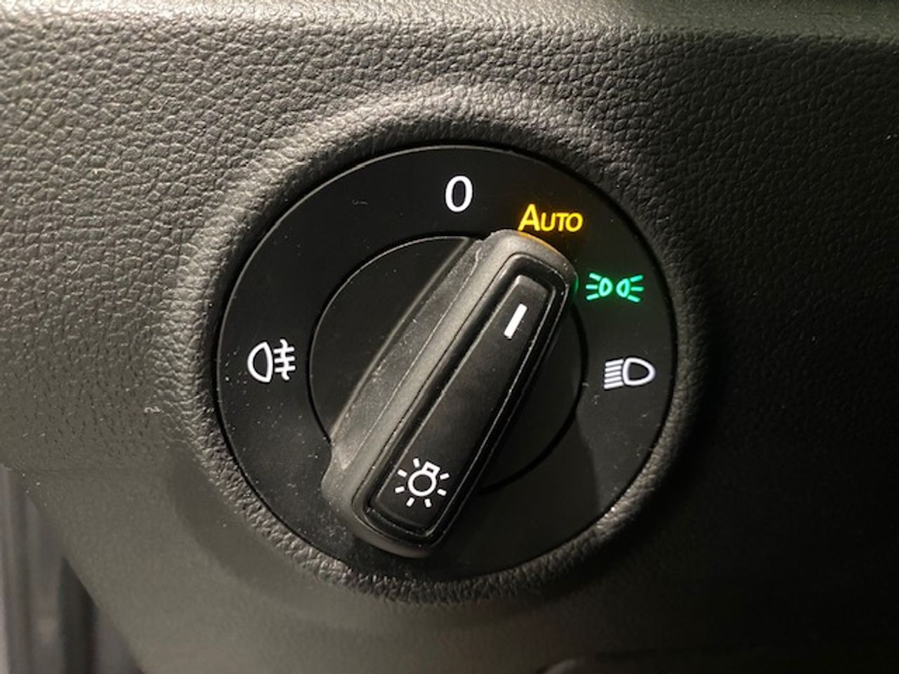 Volkswagen T-Roc Life 1.5 TSI 110 kW (150 CV) DSG - GARANTIA MECANICA - Foto 30