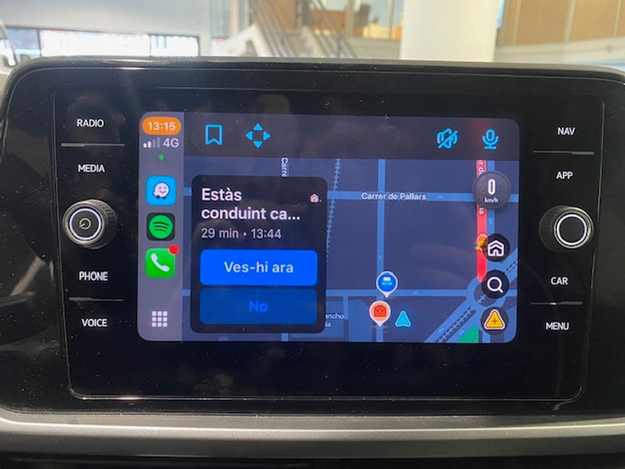 Volkswagen T-Roc Life 1.5 TSI 110 kW (150 CV) DSG - GARANTIA MECANICA - Foto 14