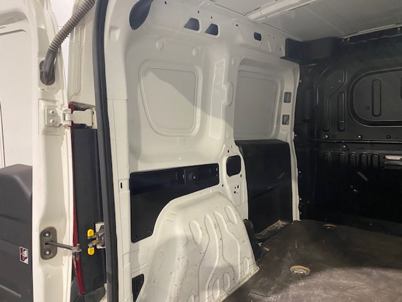 Fiat Doblò Cargo SX 1.3 Mjet 70 kW 95cv - GARANTIA MECANICA - Foto 12