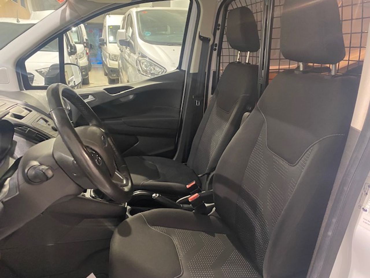 Ford Transit Courier Van 1.5 TDCi Trend 95cv - Foto 31