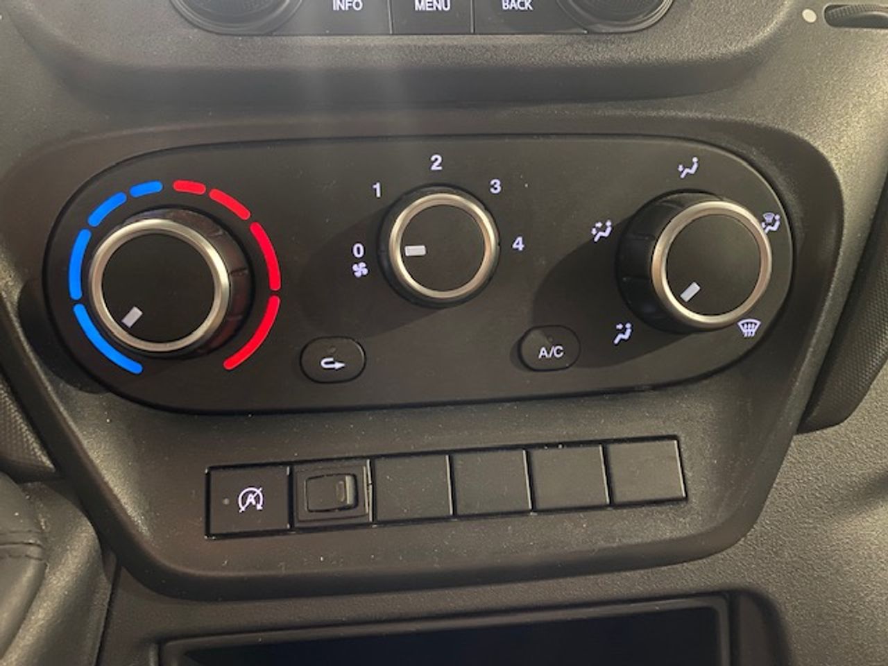 Iveco Daily 35c16 3750 Caja Cerrada - GARANTIA MECANICA - Foto 19